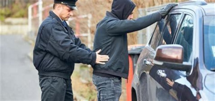 2 Nuns being searched by police video twitter leaked, Special Video