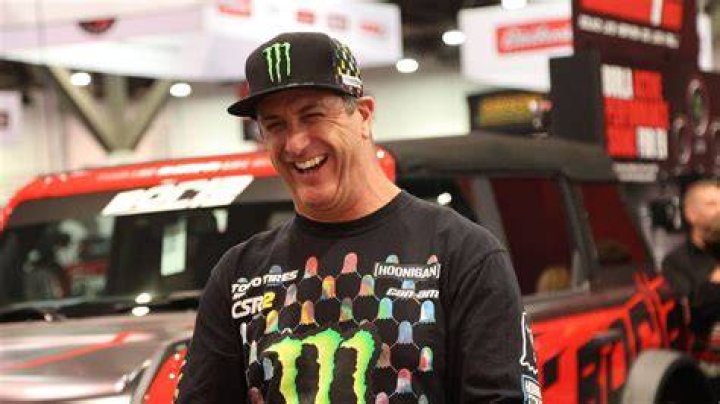 2022 Ken Block's Teenage Daughter Takes On A 4000 Horsepower NHRA C6 Vette