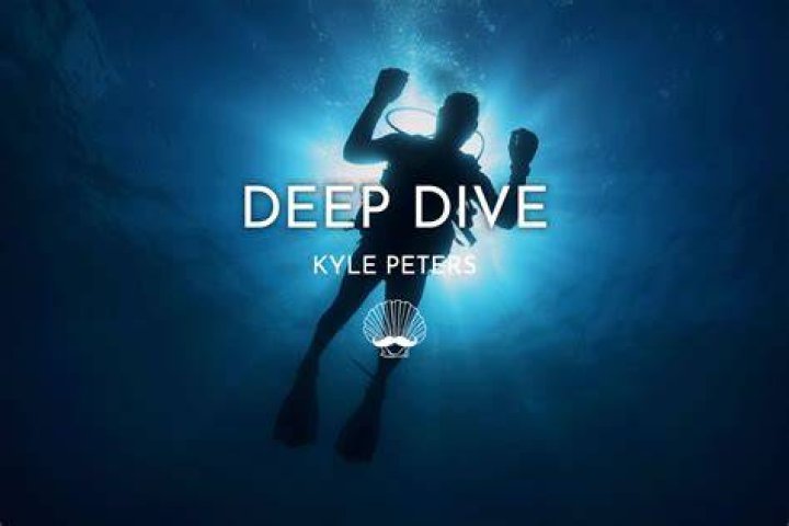A Deep Dive Into Celebrity Physicality