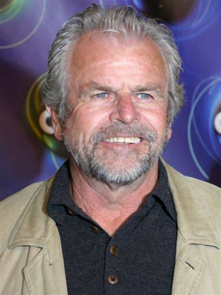 Actor William Devane's Net Worth, Wife, Son Dead, Age Bio UK