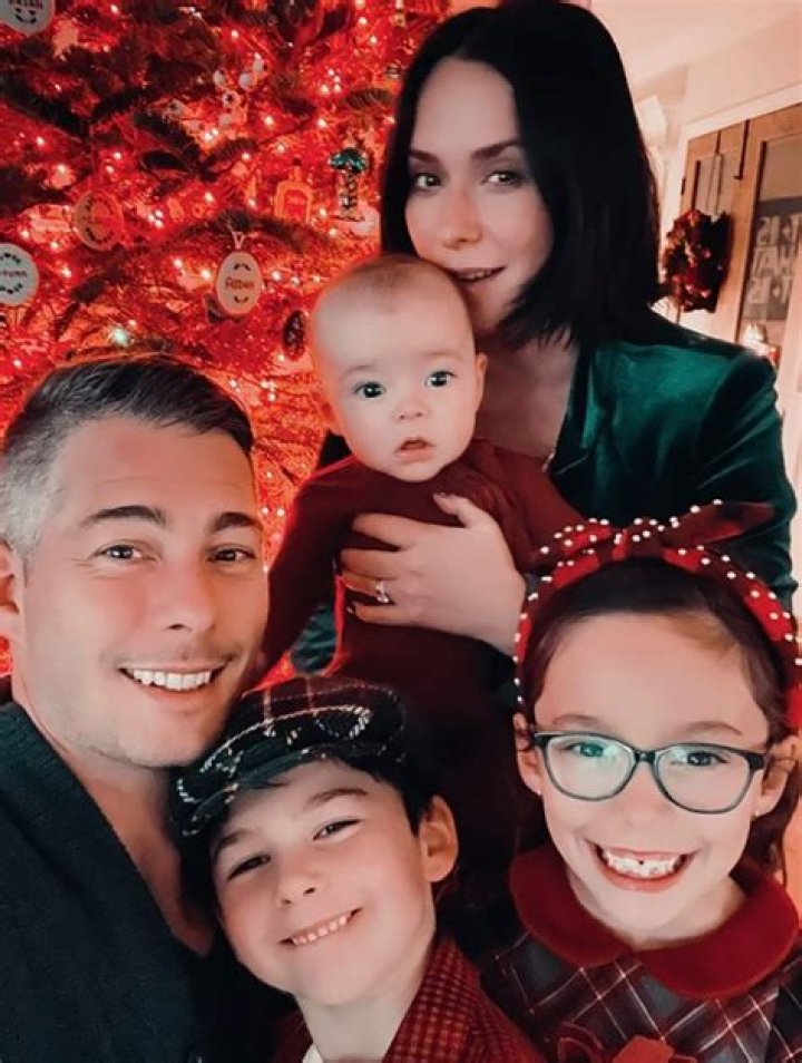 Aidan James Hallisay Jennifer Love Hewitt's Son Know About Him