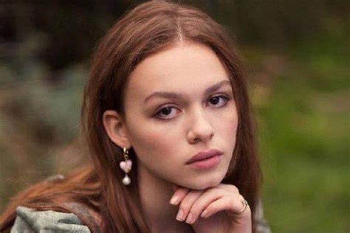 All About Sadie Soverall | Age, Net Worth, Relationship, Career ·