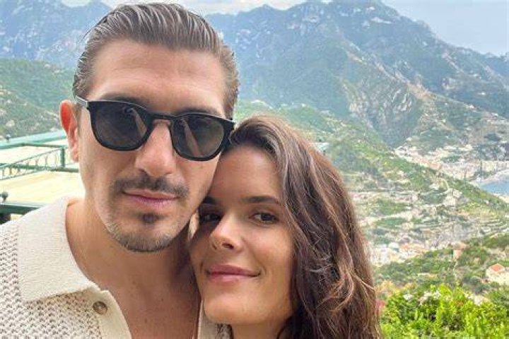 Andrew Schulz Wife Is He Married To Emma Turner?