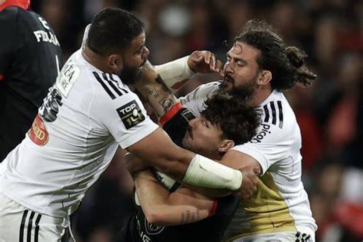 Antoine Dupont Reacts to Controversial Magazine Cover France Rugby's
