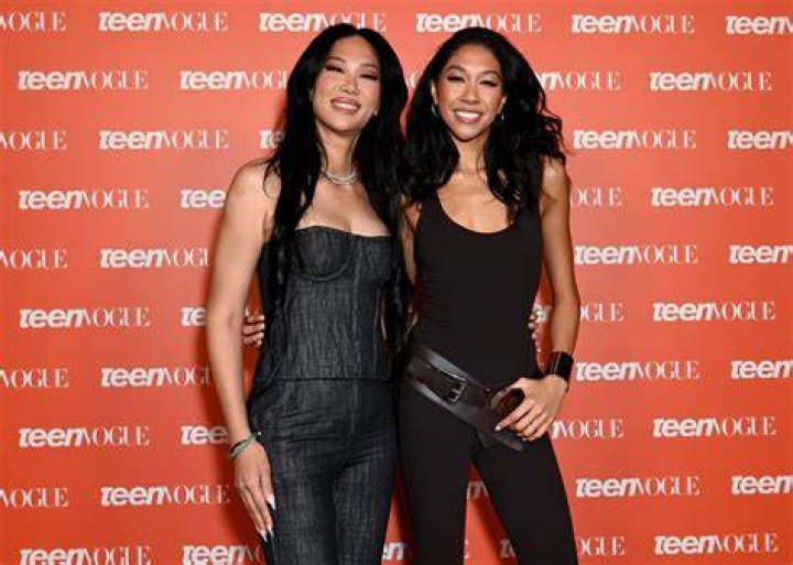 Aoki Lee Simmons Bio, High School, Dating Status, Net Worth