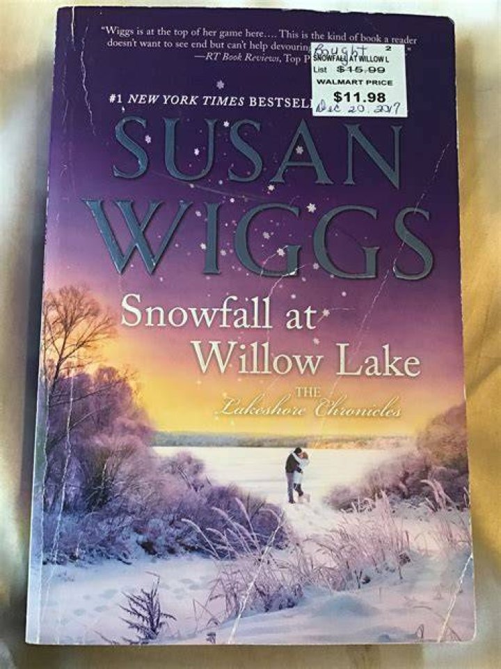 Assortment of Susan Wiggs Hardback and Large Paperback Novels by
