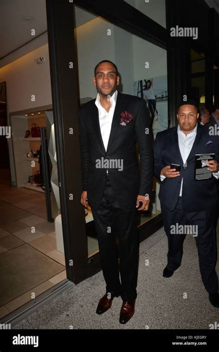 BAL HARBOUR, FL MARCH 05 Shane Battier and his wife Heidi Battier