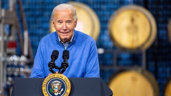 Biden ‘They Keep Telling Me… I Gotta Keep Wearing a Mask, But Don’t