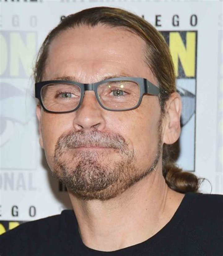 Big Shiny Robot NEWS Kurt Sutter Developing a Horror Project for FX