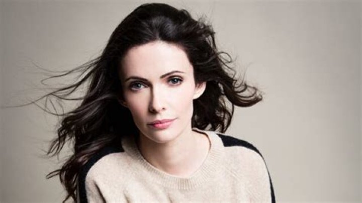 Bitsie Tulloch Bra Size, Age, Weight, Height, Measurements