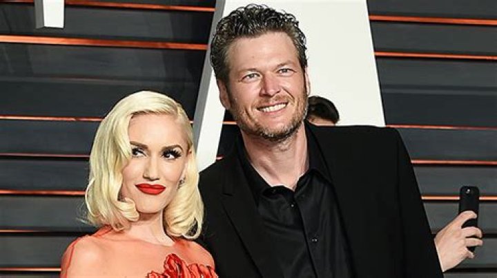 Blake Shelton Rocks Mullet In Gwen Stefanis Throwback Photo Hollywood Life
