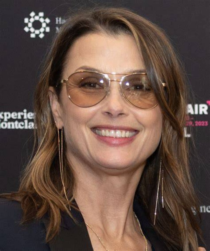 Bridget moynahan in bikini 2023