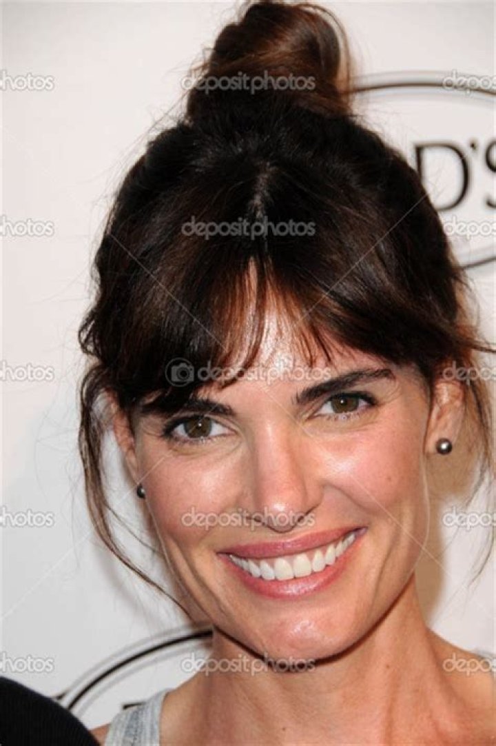 Caitlin Bassett Height, Weight, Net Worth, Age, Birthday, Wikipedia, Who, Instagram, Biography
