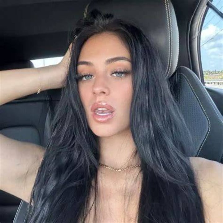 Camila Araujo's Leaked OnlyFans: Exclusive Content Revealed