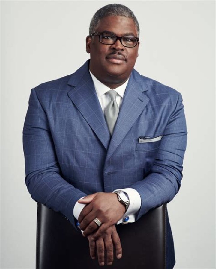 Charles Payne's Net Worth & Earnings 2024 Age, Height, Wife, Kids
