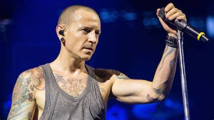 Chester Bennington's wife shares family photo days before he killed