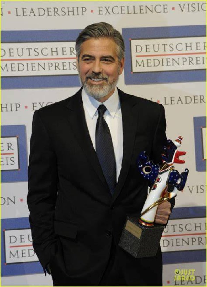 Clooney Deutscher Medienpreis Award Honoree Photo 2821437
