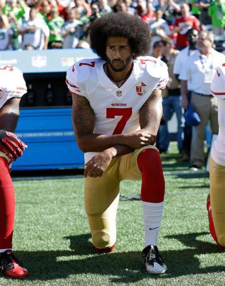Colin Kaepernick's Girlfriend Has 8Word Message For Football Fans