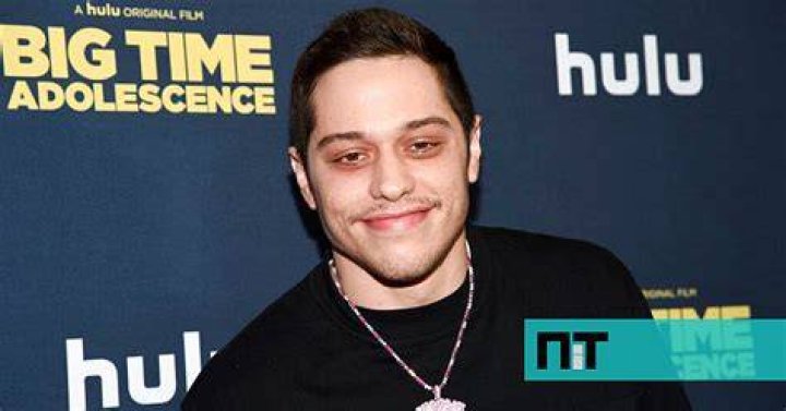 Comediante Pete Davidson é internado para tratar saúde mental