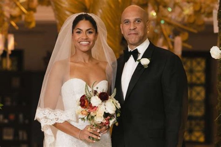 Cory Booker is Married to Wife Rosario Dawson.