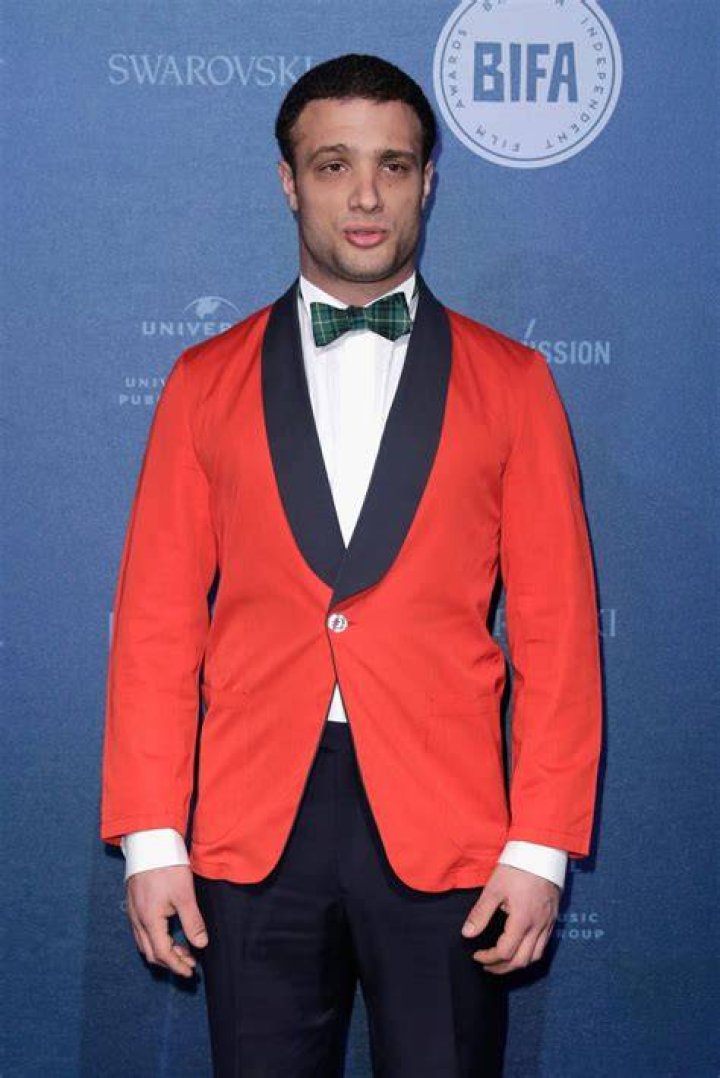 Cosmo Jarvis Height, Age, Net Worth, Wife, Children, Bio Stark Times