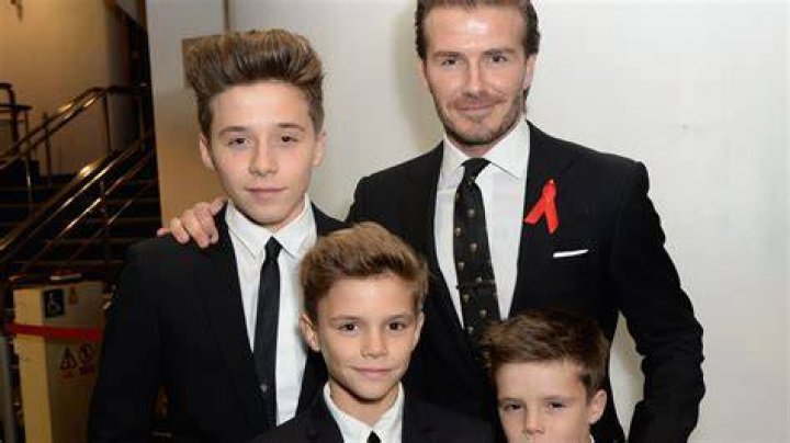 Cruz Beckham F&uuml;r welches M&auml;dchen singt er diesen Lovesong?