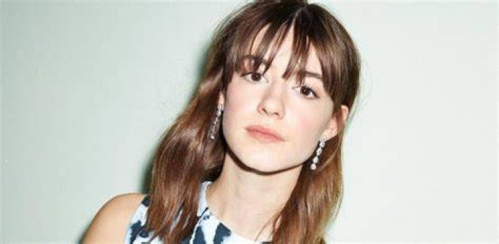 Daisy Edgar-Jones- Wiki, Biography, Age, Height, Net Worth, Boyfriend ·