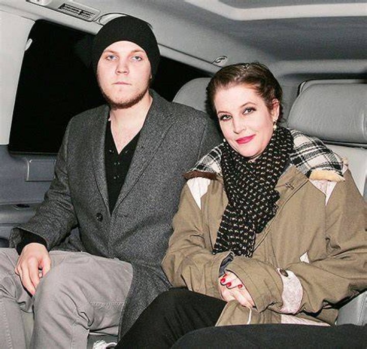 Danny Keough Seen In 1st Photos Since Son Benjamins Death: Pics Hollywood Life