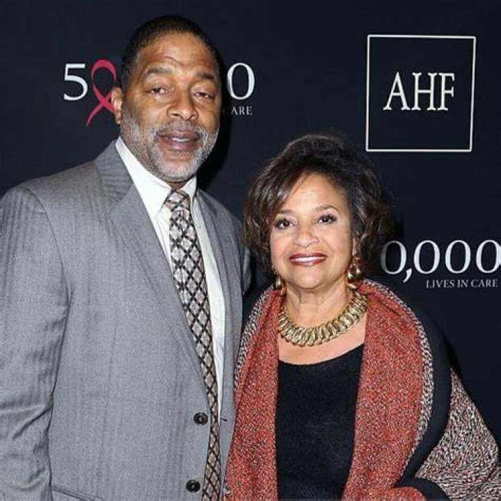 Debbie Allen & Hubby Norm Nixon Black celebrity couples, Celebrity