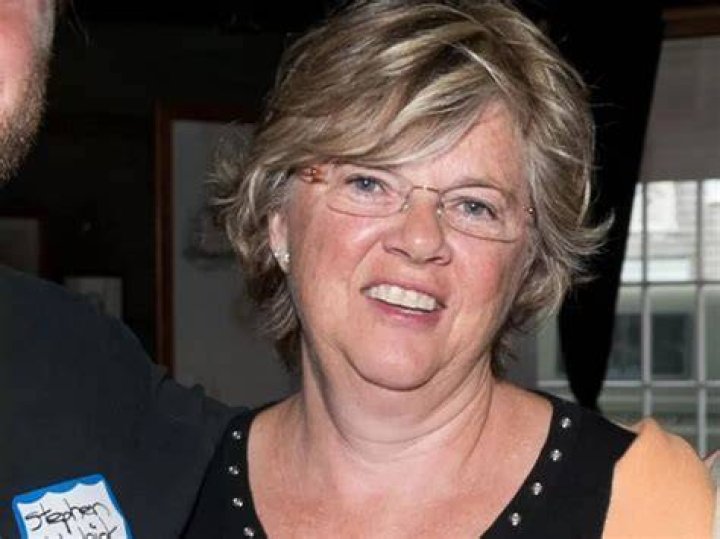Debby Clarke Belichick bio age, net worth, exhusband, is she dead