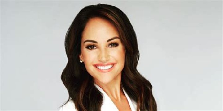 Did Emily Compagno Get Plastic Surgery Body Measurements And More 7800