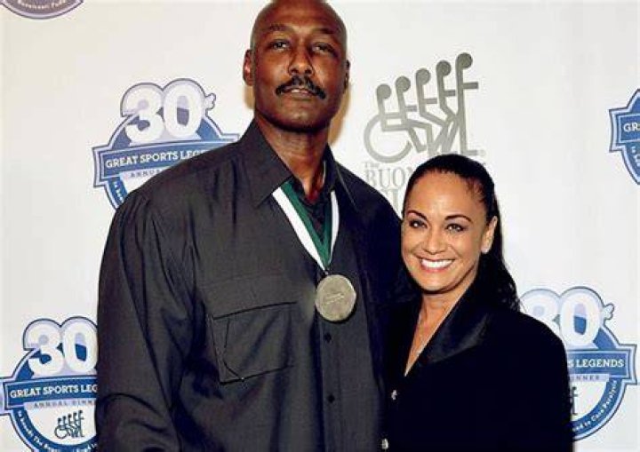 Did Karl Malone Get 13 Year Old Gloria Bell Pregnant? Demetress Bell Mom Today