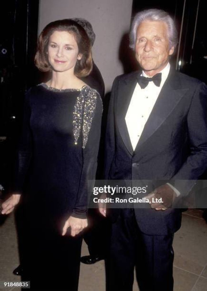 Did Stephanie Zimbalist Ever Marry?