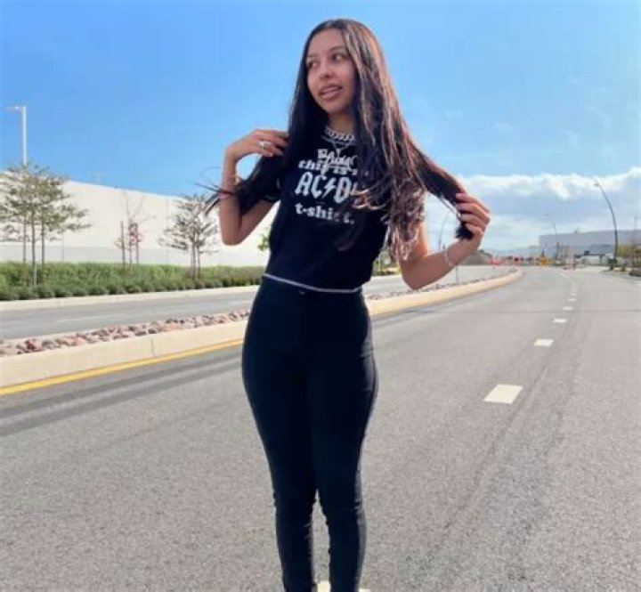 Dj Livia Net Worth, Age, Height, Family, Boyfriend, Parents Stark Times