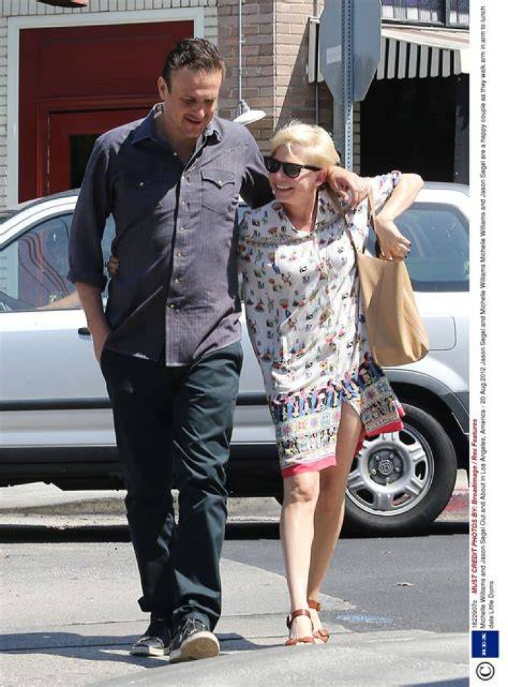 Does Jason Segel Have Kids? ·