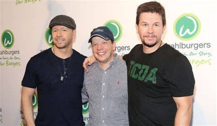 Donnie Wahlberg Sisters