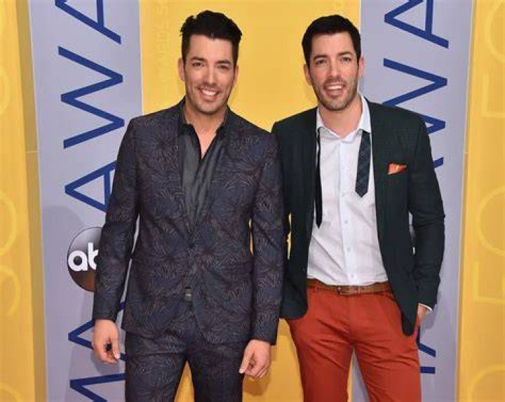 Drew Scott Net Worth, Height, Age, Bio, Facts Dead or Alive?