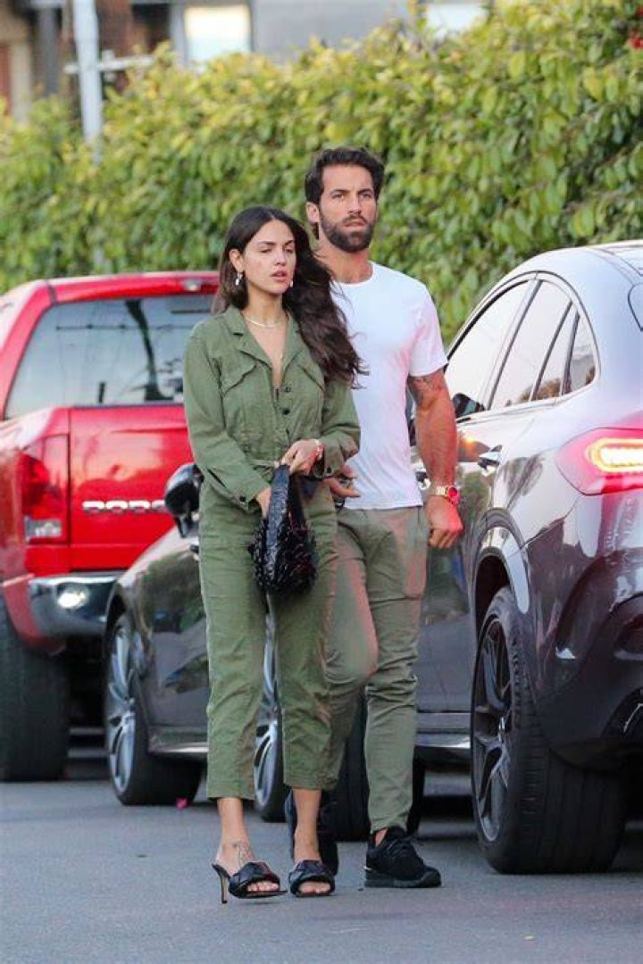 Eiza Gonz&aacute;lez is dating lacrosse pro Paul Rabil