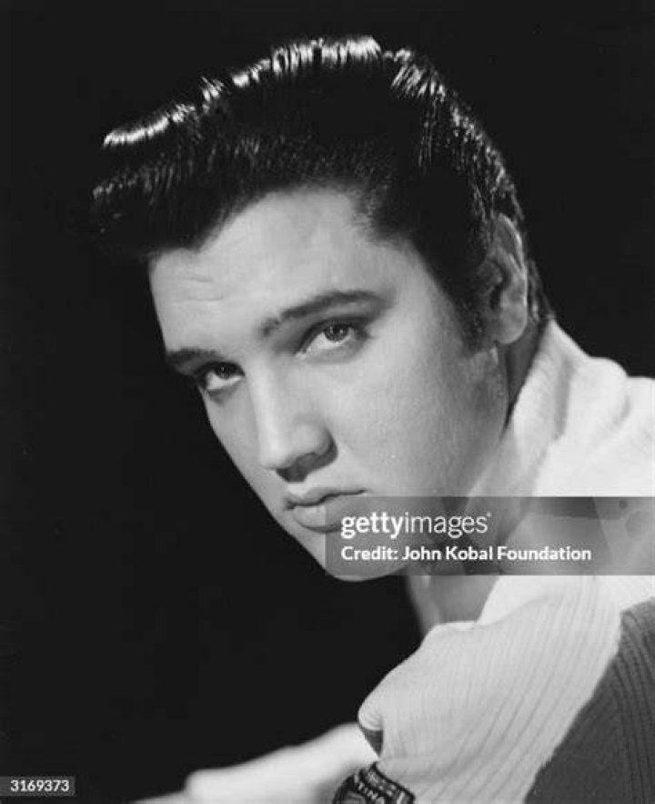 Elvis Presley's Mother's Untimely Passing: A Heartbreaking Loss