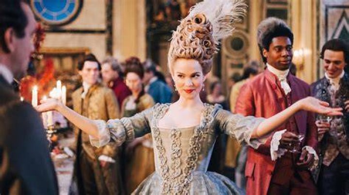 Emilia Schule as Marie Antoinette