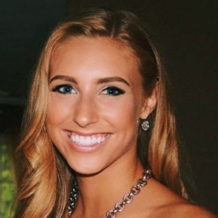 Evertson Bio, Age, Height, Net Worth, Boyfriend, Dating