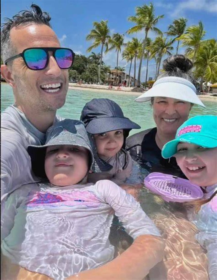 Facts About Tony Reali’s Wife ·
