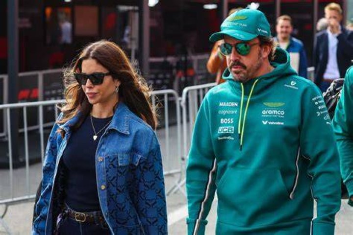 Fernando Alonso Girlfriend Who is Fernando Alonso dating?