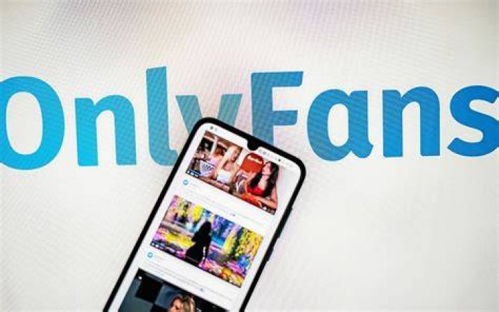 Gracias a OnlyFans le compr&oacute; una mansi&oacute;n a sus padres