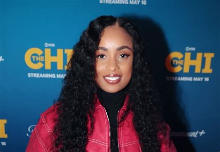 Hannaha Hall Bio, Wiki, Age, Family, Boyfriend, Movies, TV Shows and Net Worth