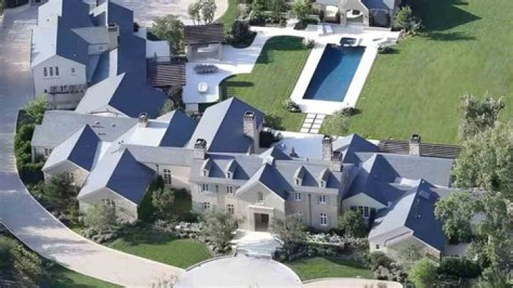 Here's How Much Joel Osteen's Mansion Really Costs ·