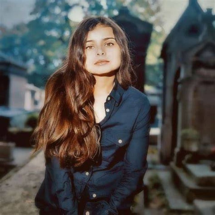 Hope Sandoval Height, Weight, Age, Boyfriend, Family, Facts, Biography