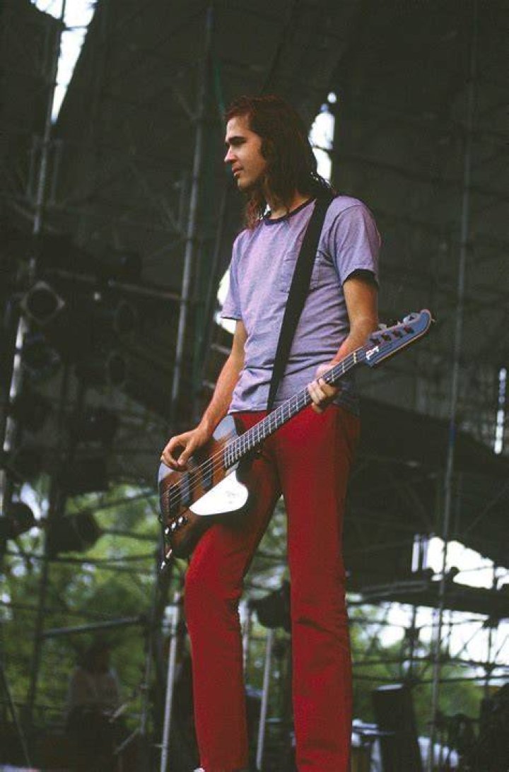 How Tall Is Krist Novoselic of Nirvana? Height Comparison! YouTube