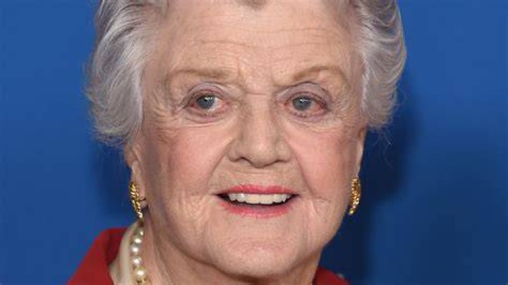How To Find Out How Many Grandchildren Angela Lansbury Has