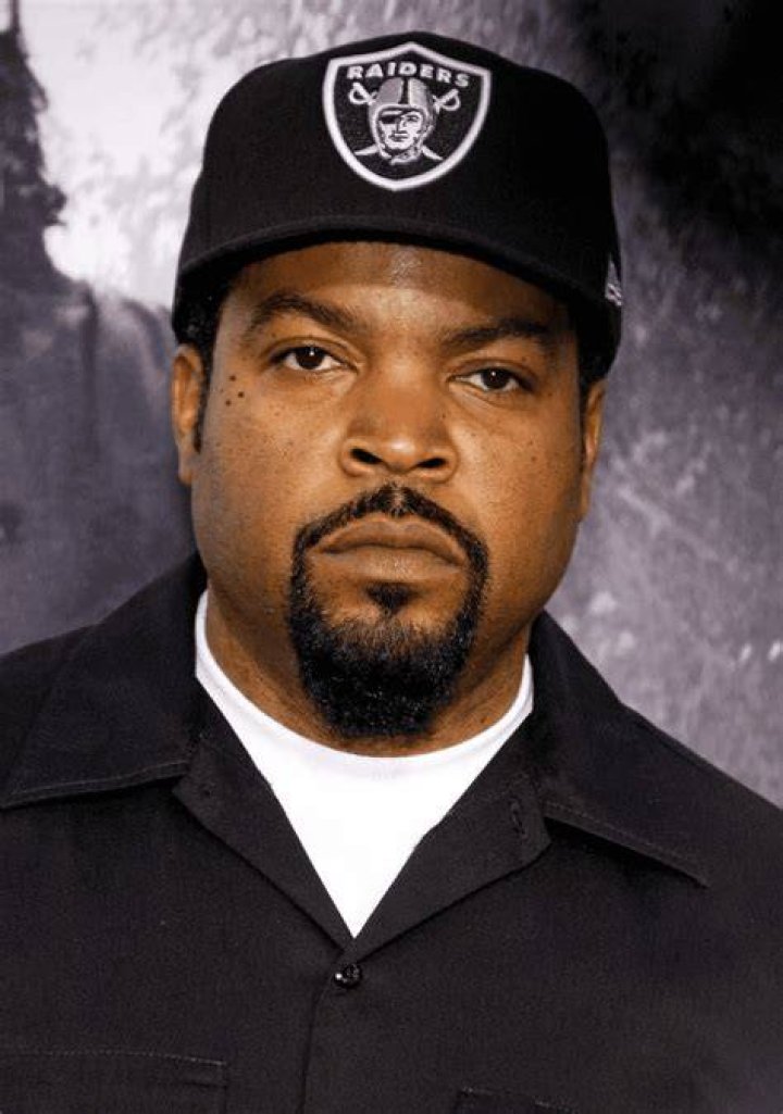 Ice Cube Net Worth, Salary, Age, Height, Weight, Bio, Family, Career